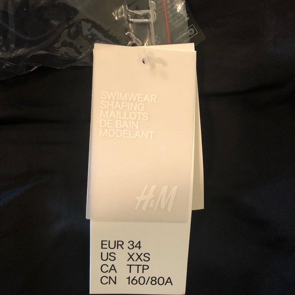 NWT H&M Black Swimsuit - Picture 4 of 4